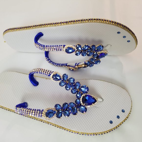 Luxury flip flops with crystals and rhinestones..White and Blue - Picture 7 of 16